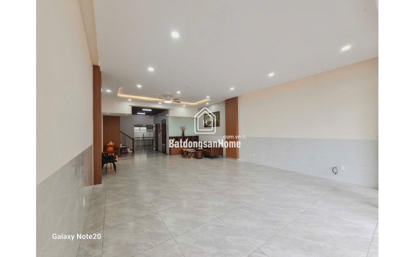 Cho thuê văn phòng mặt tiền Bùi Thiện Ngộ – 190m² – giá 17 triệu/tháng